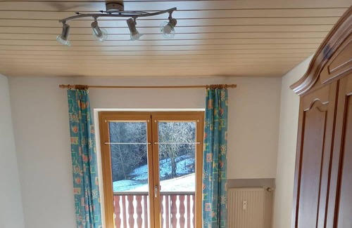 Siegsdorf Apartamento | Ferienwohnung in Ruhiger Lage