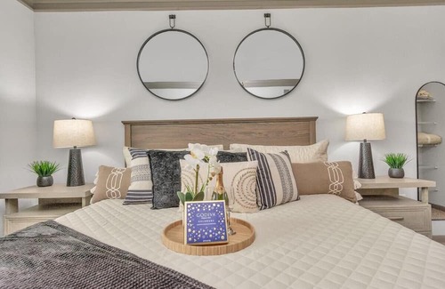 League City Apartamento | The Hidden Gem · The Hidden Gem near Kemah Boardwalk/NASA!