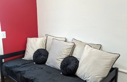 Courpiere Casa | Coin Cosy Avec Jardin