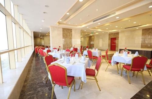 Mecca Casa | Cozy 3-bedroom hotel with fitness room, WiFi in enjoyable Makkah