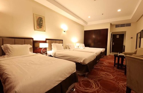 Mecca Casa | Cozy 3-bedroom hotel with fitness room, WiFi in enjoyable Makkah