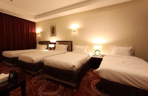 Mecca Casa | Cozy 3-bedroom hotel with fitness room, WiFi in enjoyable Makkah