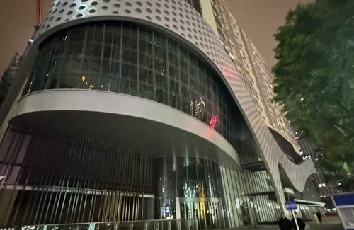 Central Business District Condominio | Luxurious 2-bedroom, furnished condo in Shenzhen Futian with AC & heating