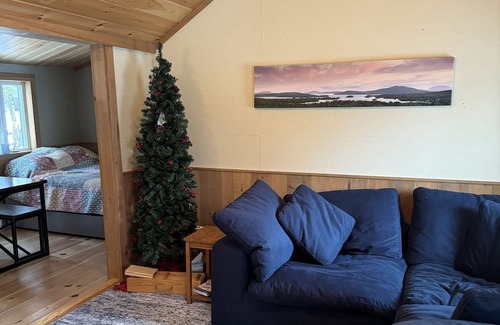Greenville Cabaña | Delightful cottage 1 mile from downtown Greenville!