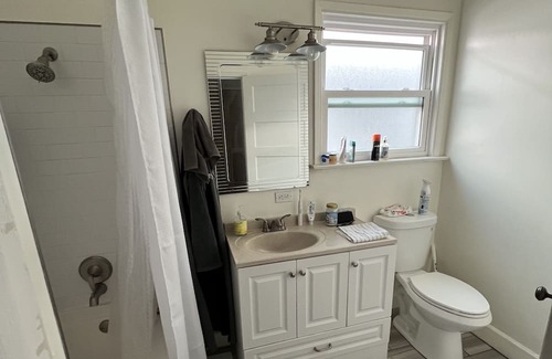 South Berkeley Casa | Beautifully Landscaped Furnished Convenient Berkeley Home
