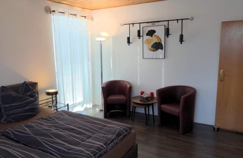 Grebenstein Apartamento | Ferienwohnung im Grünen