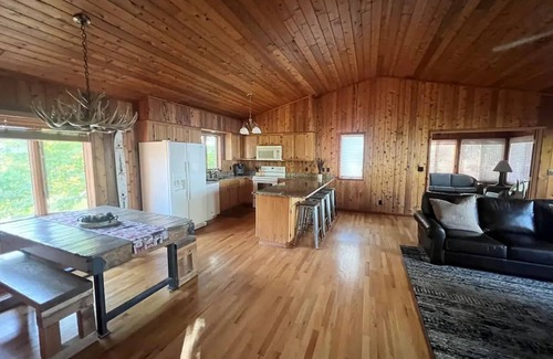Richville Cabina | Cozy Lakefront Home, 3Br/2Bth Dead Lake, MN