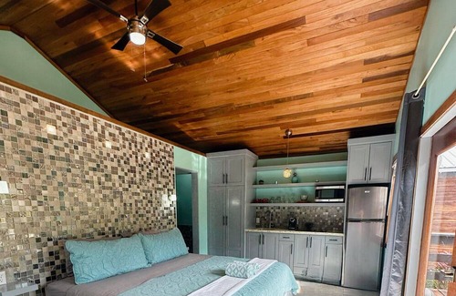 San Pedro Cabina | Adults-Only Beachfront Property at Mangata Villas - Private Jungle Casita