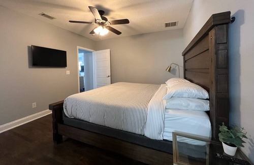 Springfield Cabaña | Charming 2-bedroom Cottage in Springfield