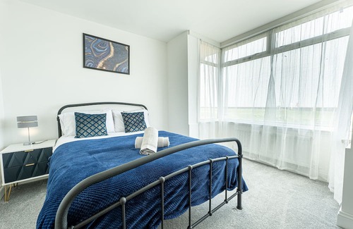 St Mary's Bay Apartamento | Seaside Bliss: Spacious 4BR Beach House in Dymchurch with Stunning Views