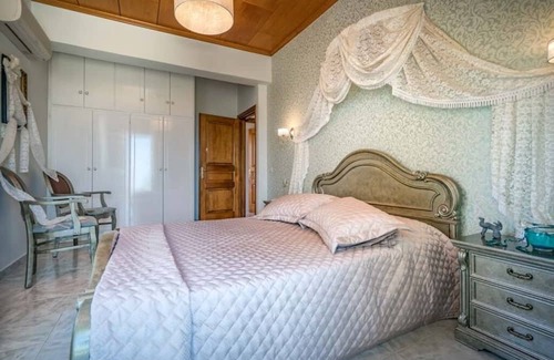 Lagopodo Villa | 3 Bed By Apricus Holidays
