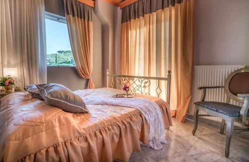 Lagopodo Villa | 3 Bed By Apricus Holidays