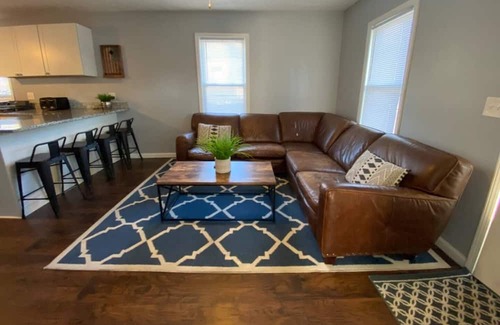 Kettering Casa | Friends & Family Oakwood-Kettering, UD Home 2Bd2Ba
