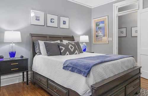 Olde Town Augusta Casa | Charming 6 BR Duplex in Augusta - Steps from Downtown, Restaurants, and Hospitals