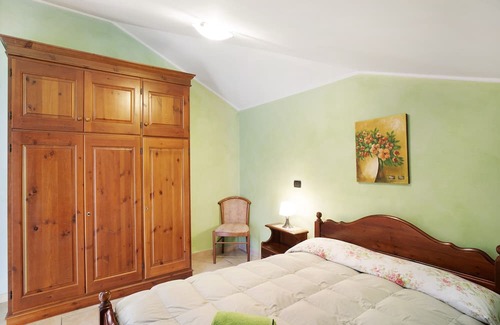 Dolceacqua Apartamento | Apartment 'L'albicocco' with Balcony and Wi-Fi