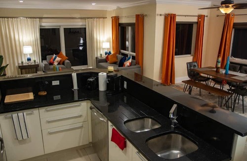 Bahamia West Condominio | Canal Front Comfort - Dock Slip Available
