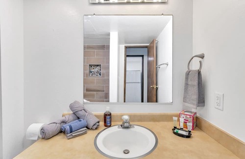Yosemite National Park Condominio | Capitan’s Corner – Unbeatable Location! Studio Condo Within Yosemite!