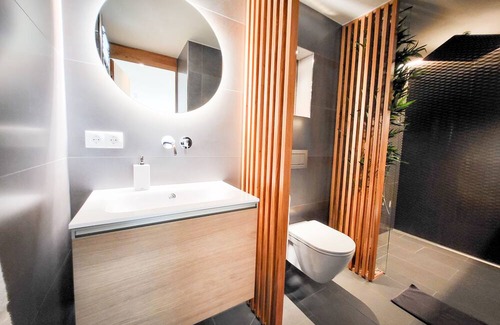 Schwarzenberg Apartamento | AlpenblickStudio-at | Views of the Alps, Gym & Sauna