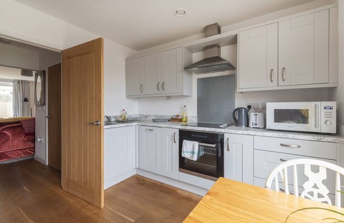 Frome Casa | Spacious, elegant home. Central location. Ideal for holidays and business.