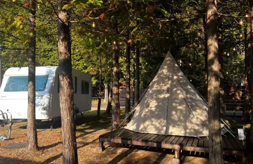 Higashihiroshima Alquiler De RV | Completely private glamping with a woodfired bath / Higashihiroshima City Hiroshima