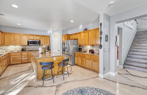 Silverado Ranch Casa | Lavender Oasis-Your Retreat from the Vegas Hustle