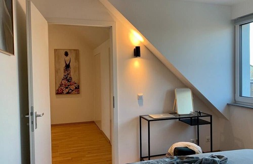 Wilhelmsruh Apartamento | Luxury Penthouse: Jacuzzi, Pool table, BBQ & desks
