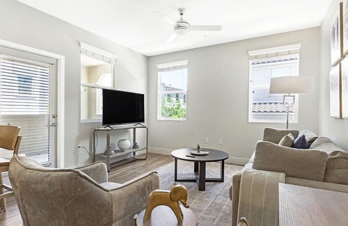 Moreno Valley Apartamento | Modern Apartment in Prime Location (ID7929X67)