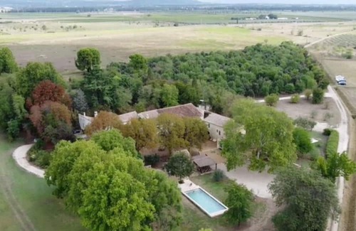 Redessan Casa | Le Mas des Oliviers, large Provençal Mas