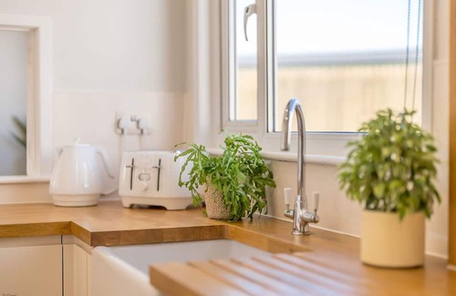 Llandanwg Cabaña | Holiday Cottage Near Beautiful Llandanwg Beach | Swyn-Y-Don