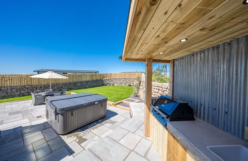 Llandanwg Cabaña | Holiday Cottage Near Beautiful Llandanwg Beach | Swyn-Y-Don
