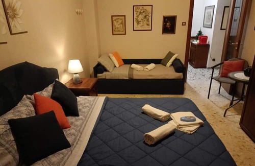 Quartiere XX Ardeatino Apartamento | Vrbo Property