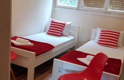 Sibenik Apartamento | Two bedroom apartment with balcony and sea view Šibenik (A-22002-a)