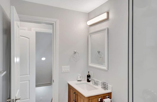 Uniondale Casa | Fully Renovated Family-Sized Home