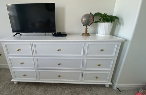 Draper Casa | Gorgeous view of the City! Clean room & bath all yours! Come meet our 2 Goldens!