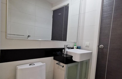Kuala Teriang Apartamento | Penthouse flr sea view quiet fibre long short stay