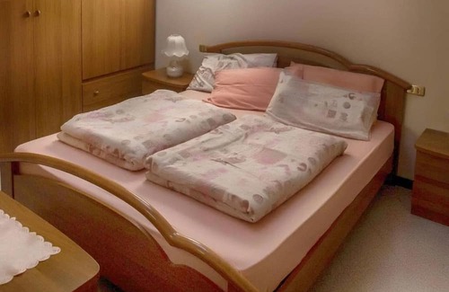 Oldesio Apartamento | Apartment 'I Fiori' with Lake View, Shared Terrace and Wi-Fi