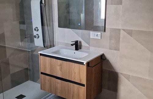 Almerimar Casa | Holiday Home 'Apartamento Gaviota 7' with Shared Terrace, Wi-Fi and Air Conditioning