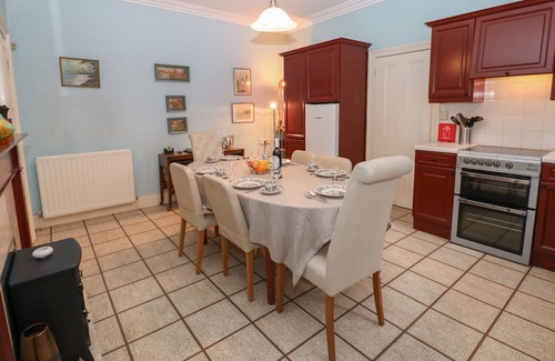 Durham Cabaña | LEAZES COTTAGE, family friendly, with a garden in Durham