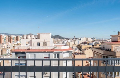 Gamarra Apartamento | Live Like a Local: Your Comfortable Retreat at Pasaje Igueldo, Málaga!
