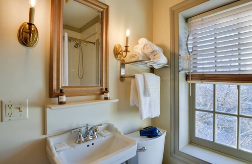 Sackets Harbor Apartamento | Sackets Harbor Apartment, Walk to Lake Ontario!