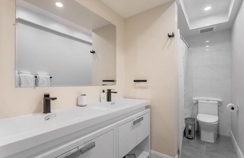 Torrance Apartamento | Amazing Torrance 3BR, nr Beaches, Hospital & Dining, by Blueground