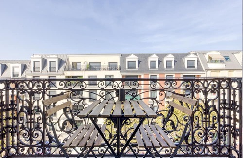Le Raincy Apartamento | Vrbo Property