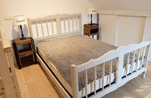 Saint-Leonard-des-Bois Casa | Gîte Entier Plein Centre de St Léo, 2 ch, 4 Pers