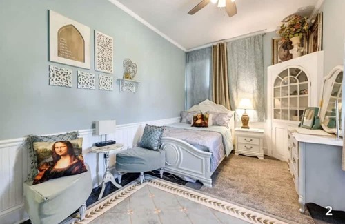 High Point Otro | Historic Home with Yard Near High Point University