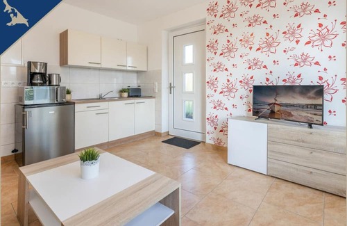 Kachlin Casa | Apartment Sonneneck near lake