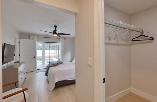 Palm River Estates Casa | Beautiful Palm River 3BR Gem Retreat