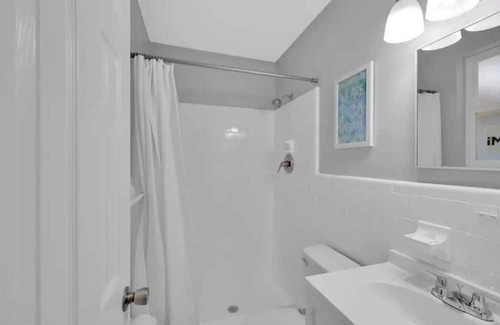 Orange Park Casa | Comfy Cabin Sleeps 10