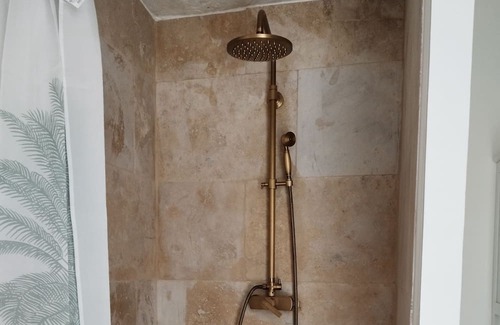 Le Grand-Pressigny Casa | Vrbo Property