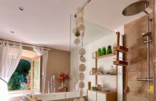 Saint-Fortunat-sur-Eyrieux Casa | The house near the river