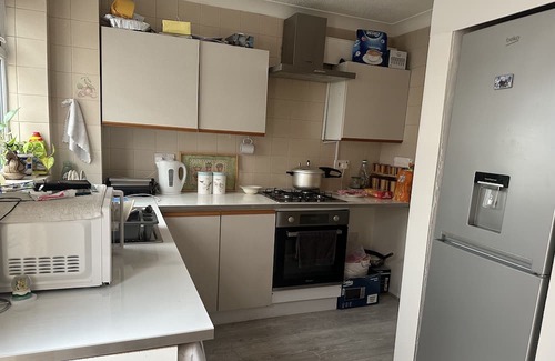 Tilbury Casa | Beautiful 3 bedroom house in Tilbury ,close to Amazon LCY2. Ideal for Amazonians
